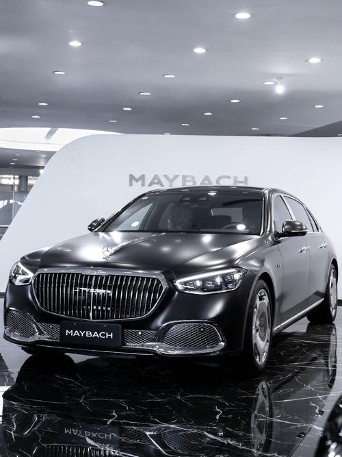 佛山212岚图汽车的售后服务让用户无忧出行，迈巴赫未来的豪华车趋势